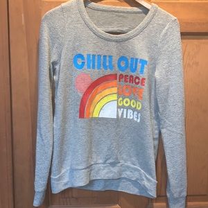 EUC Womens Cha Ser “Chill Out” LS Sweatshirt Sz S, Grey.